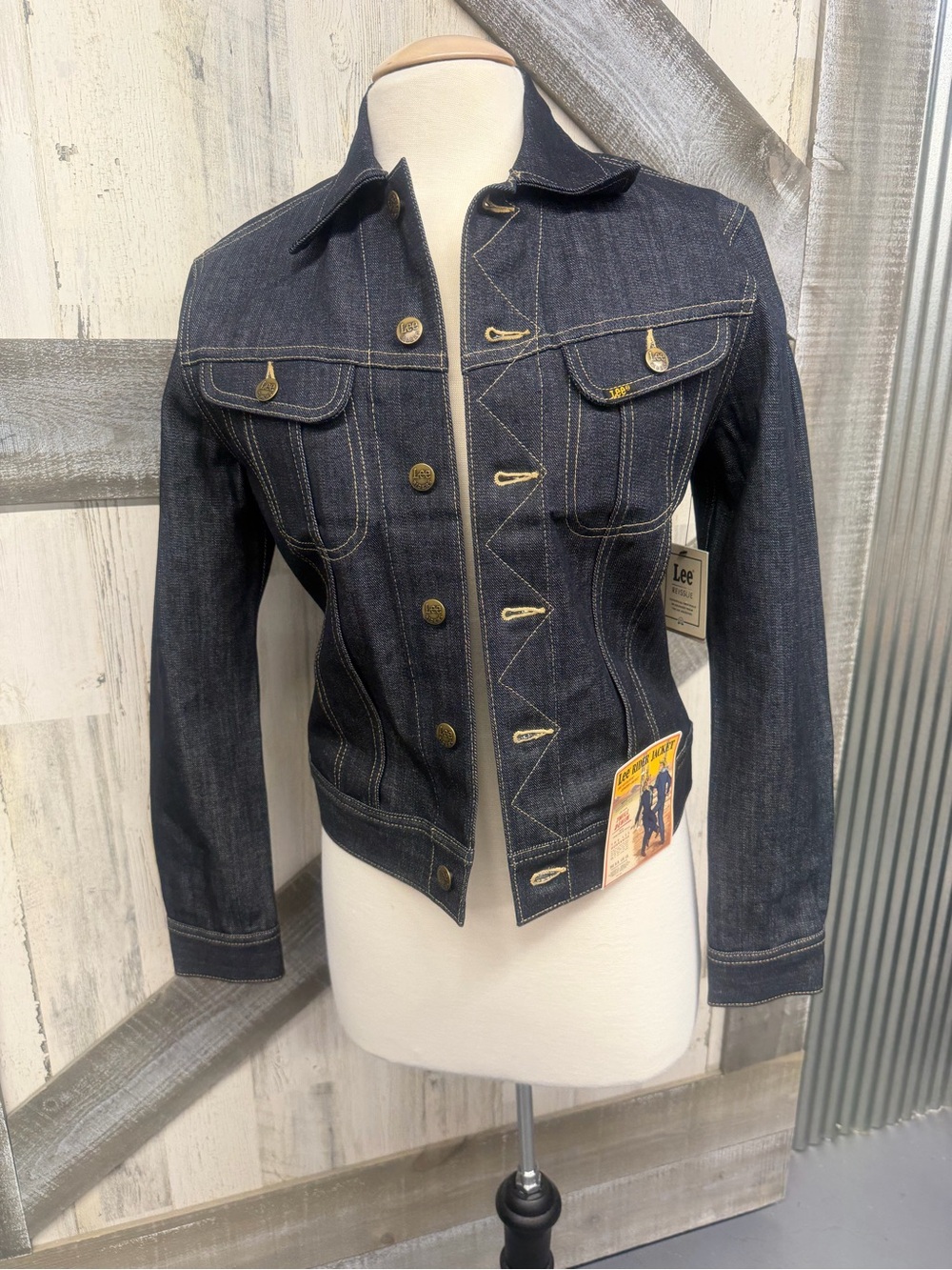 Lee Dark Indigo Women's Denim Jacket with Contrast Stitching 101-J